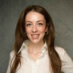 Periodontist NYC | Ariana Maiberg, DDS
